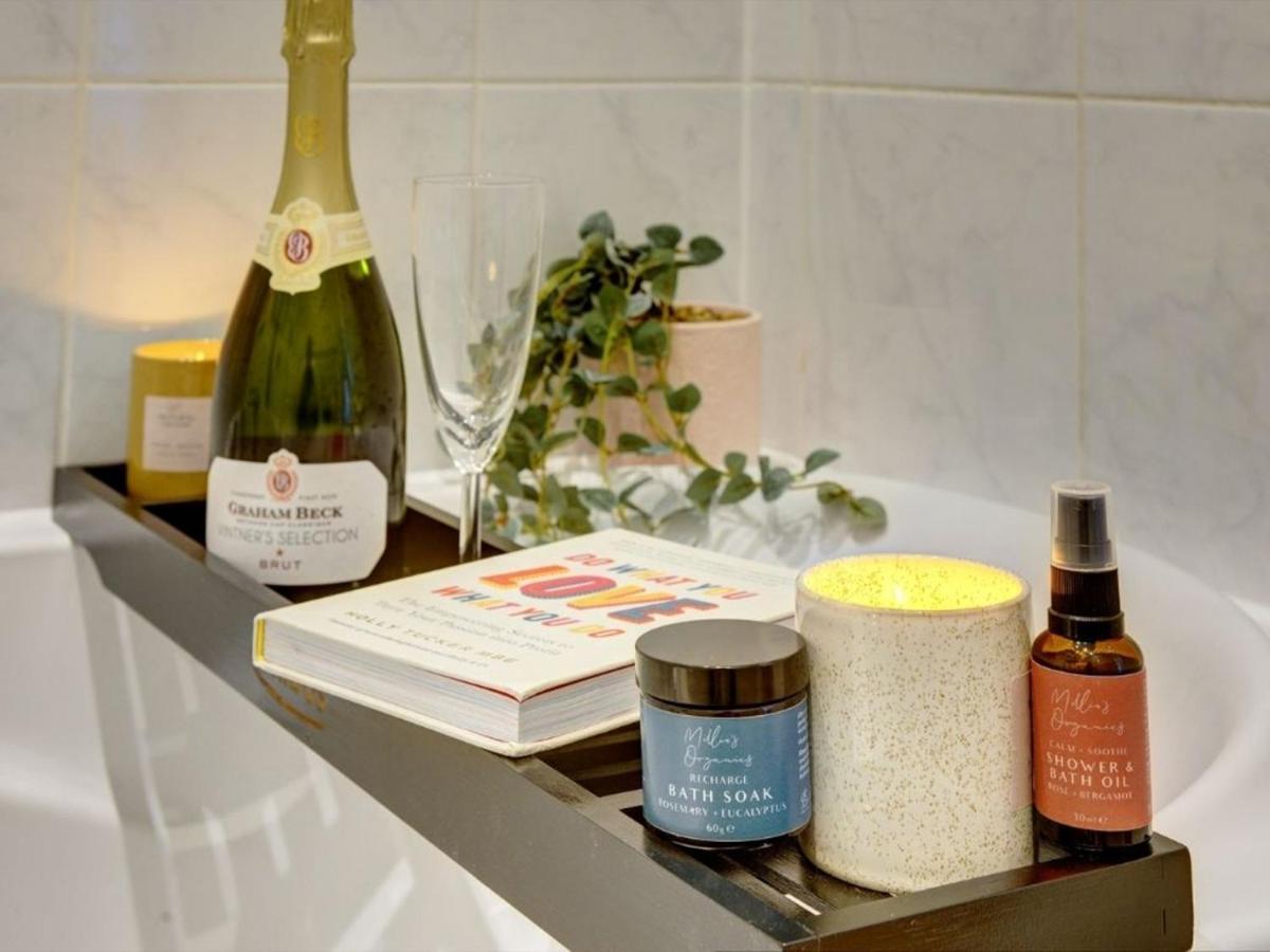 The Clement Apartment Stylish Two Bedroom Apartment Very Close To The Birmingham Arena Bagian luar foto